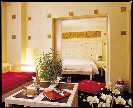 Hotel Restaurant "Le Strasbourg" Bitche Habitación foto